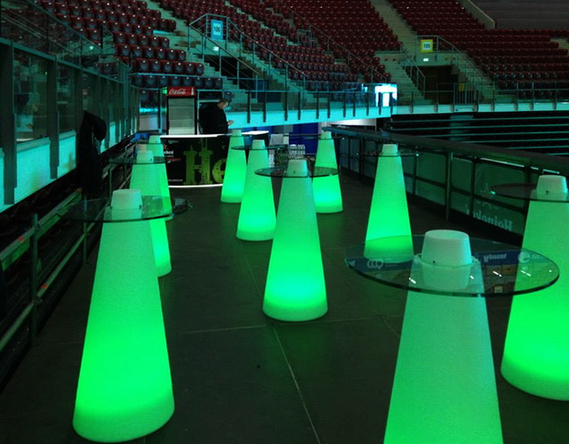 Светящиеся столы со светодиодной подсветкой